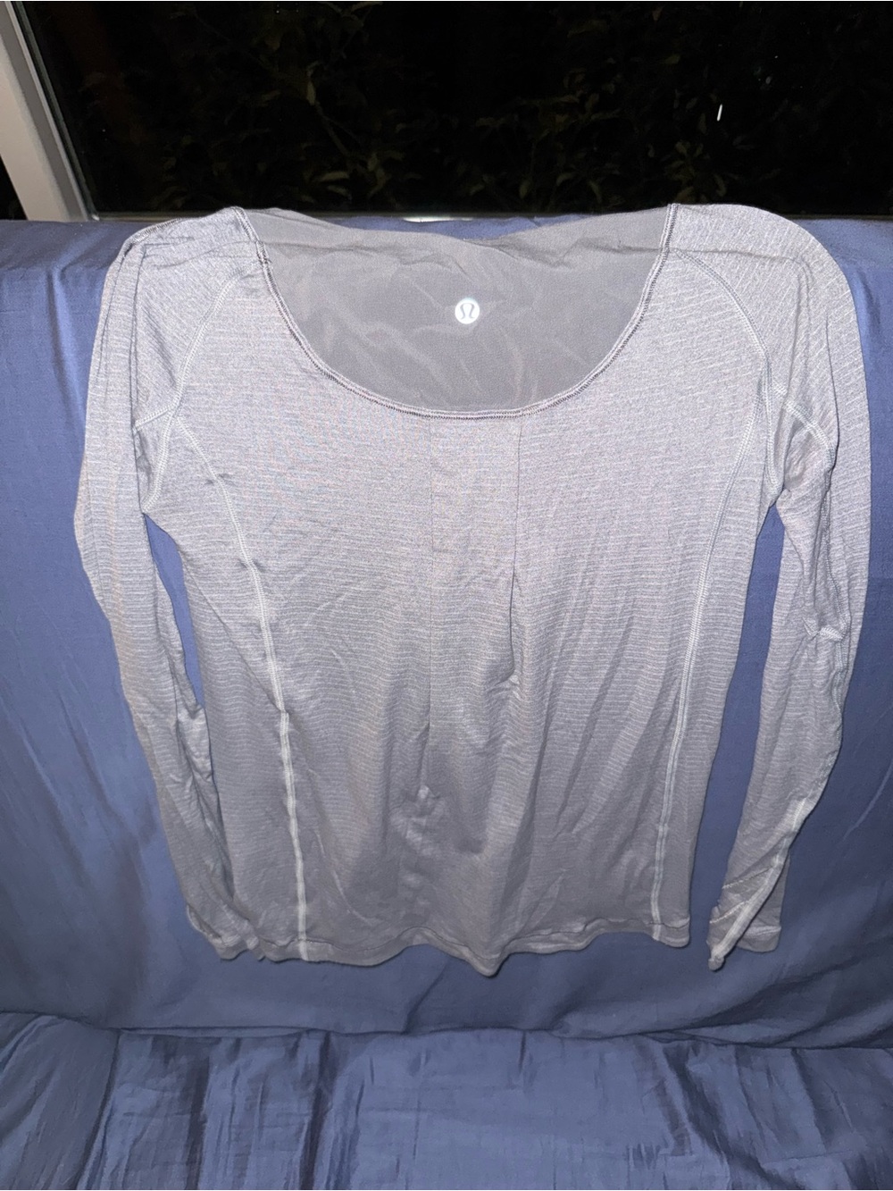 lululemon athletica Long Sleeve Scoop Neck Top in Light Gray